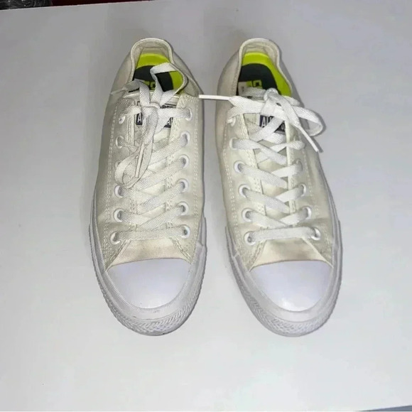 Converse Chuck Taylor - Picture 1 of 6